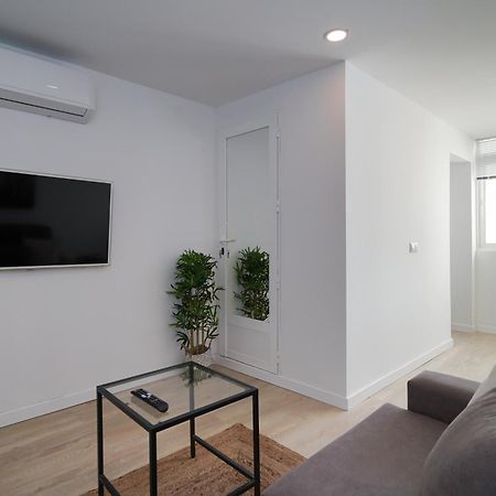 Nomad Malaga - Chic Apartament Center ตอร์เรโมลิโนส ภายนอก รูปภาพ