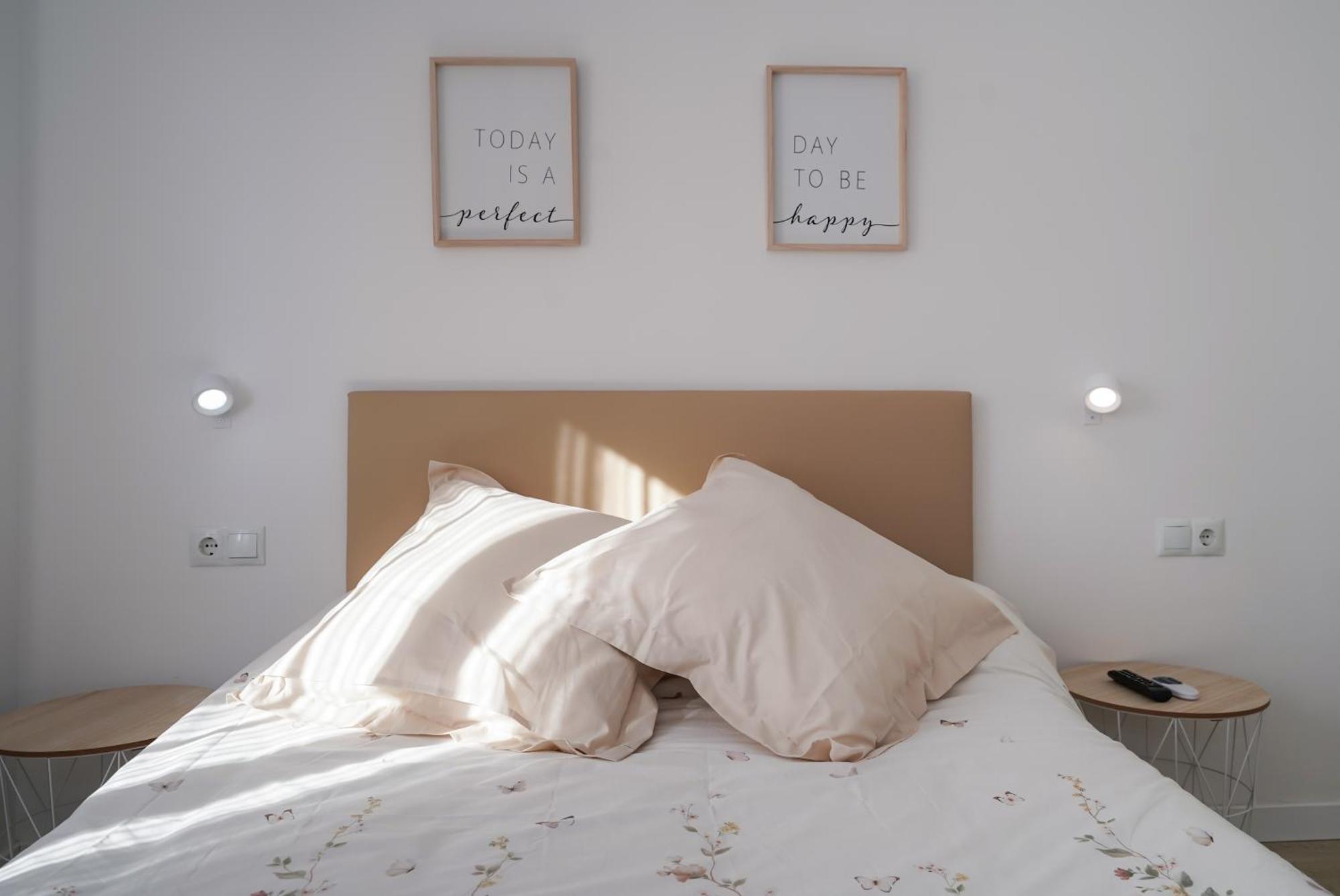 Nomad Malaga - Chic Apartament Center ตอร์เรโมลิโนส ภายนอก รูปภาพ